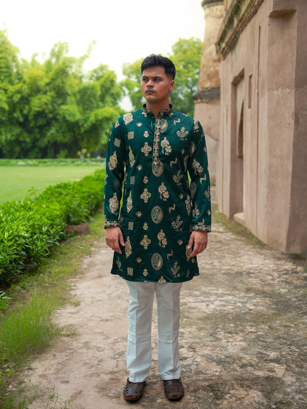 Tajir Zari Bottle Green Kurta Set