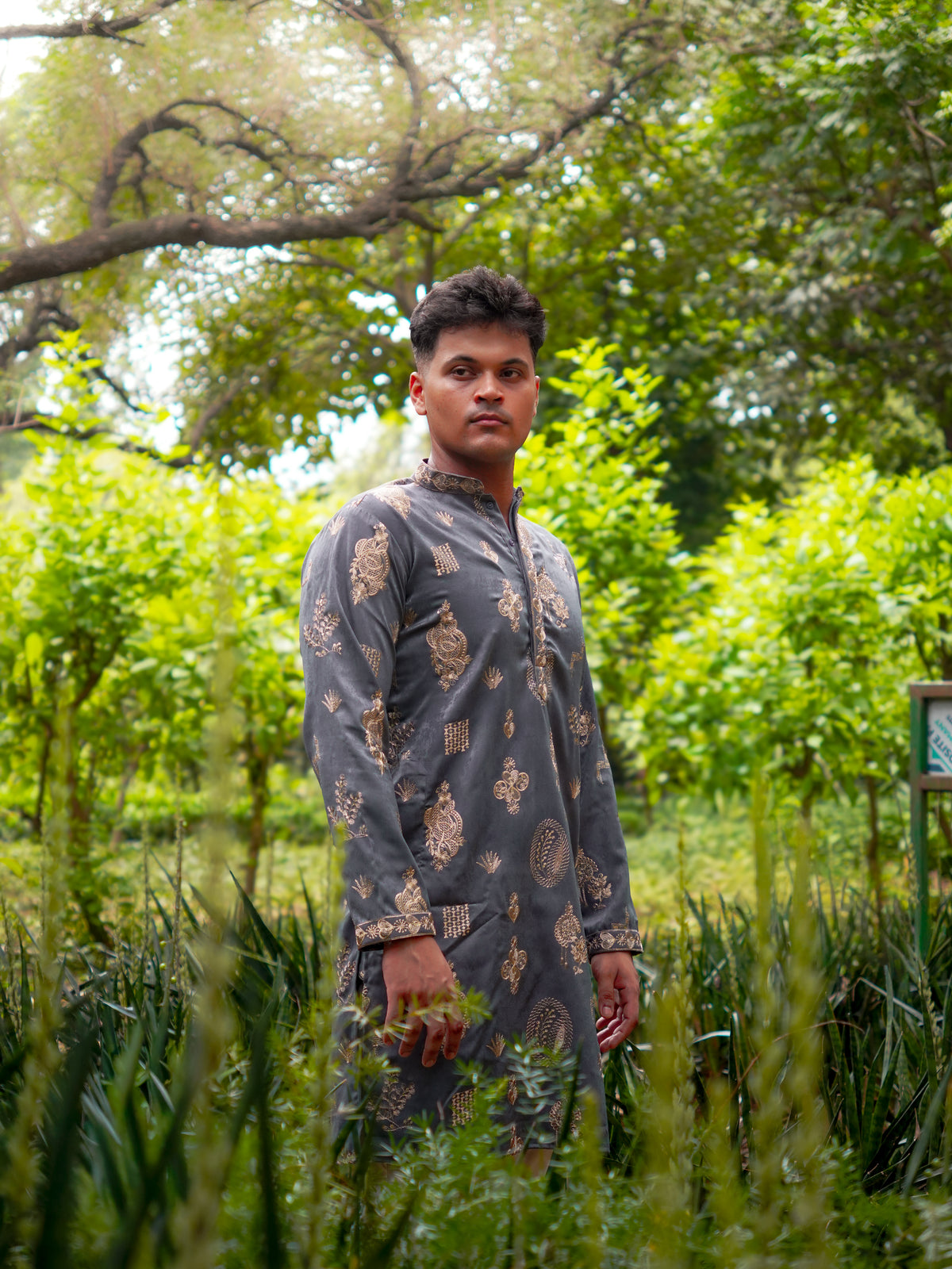 Fumair Zari Grey Kurta Set