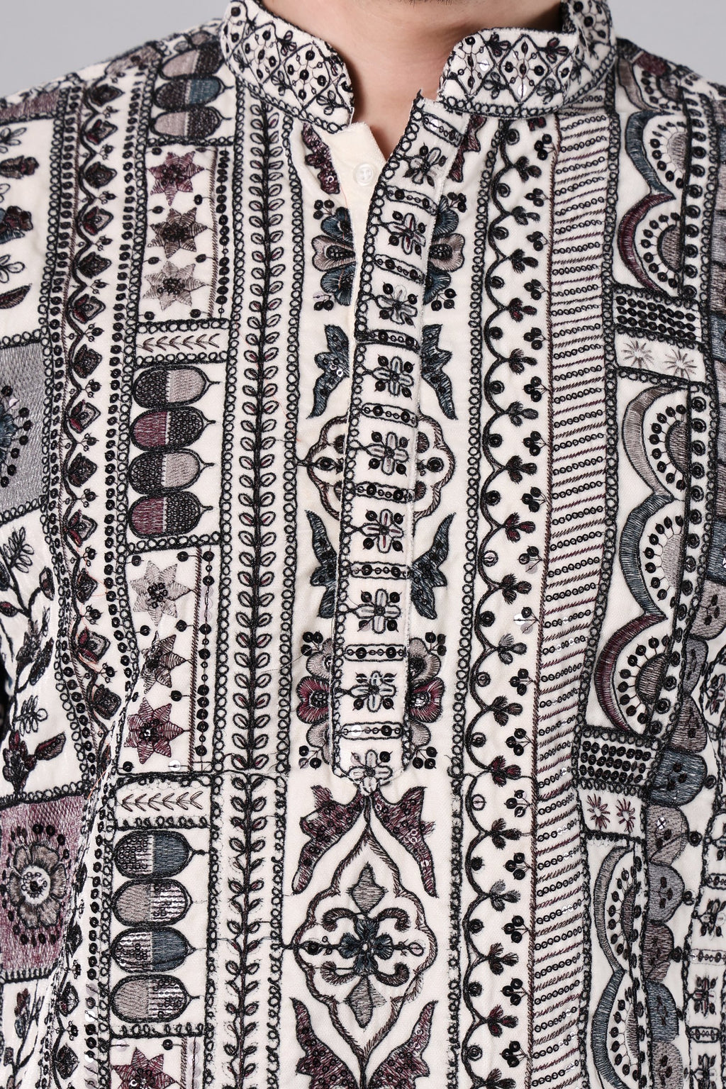 Ivory Aztec Embroidered Kurta