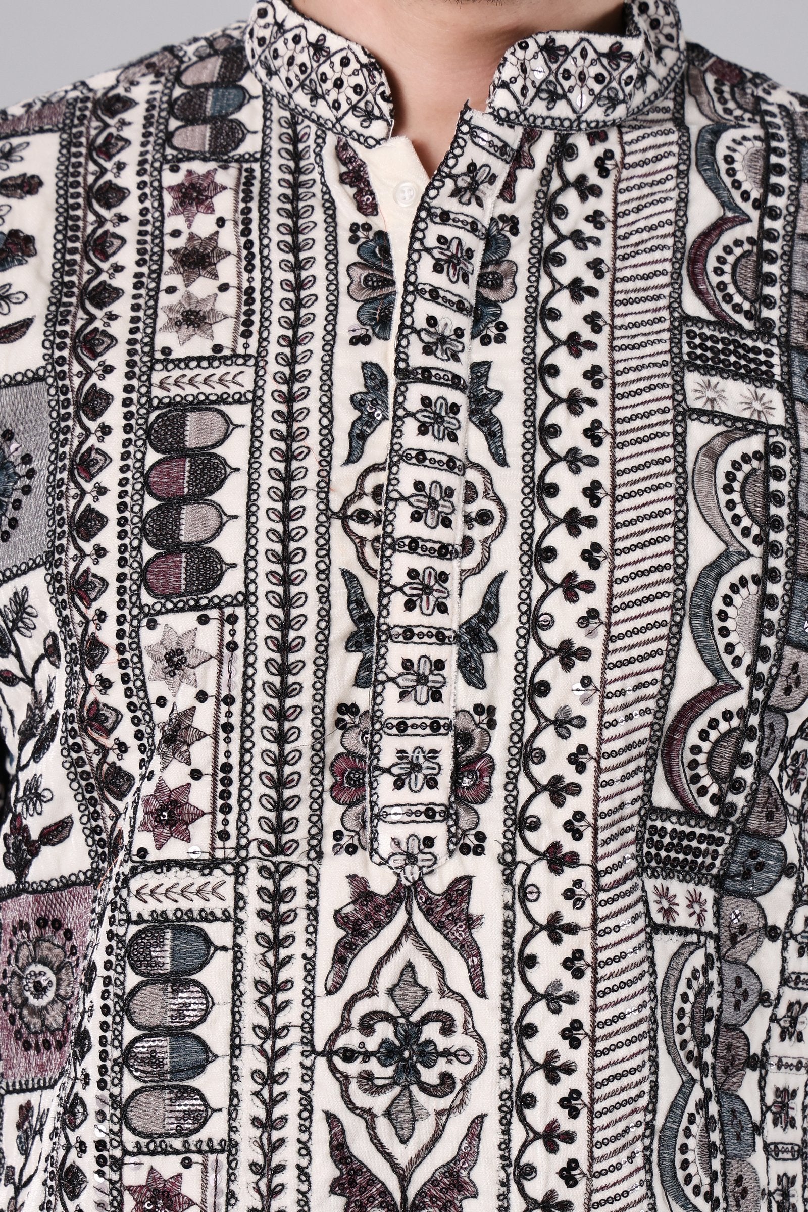 Ivory Aztec Embroidered Kurta